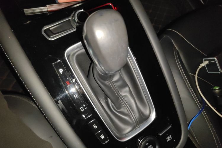Jetour X70 2019 car image #16