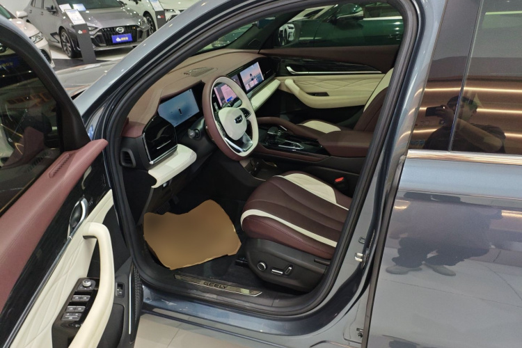 GEELY Monjaro 2024 car image #16