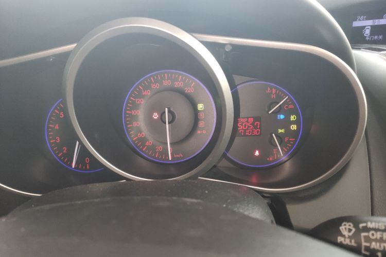 Mazda CX-7 2015 immagine di auto #16