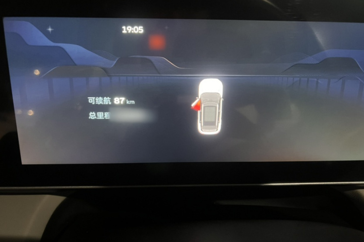 GEELY ICON 2023 car image #16