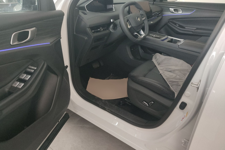 Changan 2025 car image #16