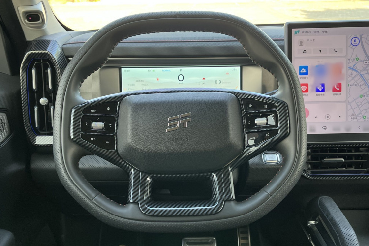 Jetour Traveller 2023 car image #16