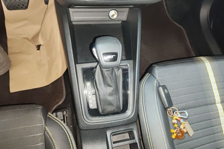 Skoda Kamiq 2019 car image #16
