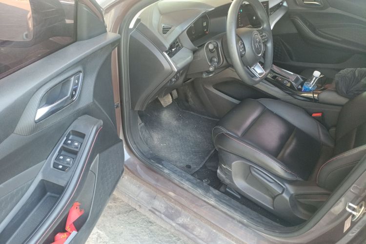 MG 5 2022 immagine di auto #16
