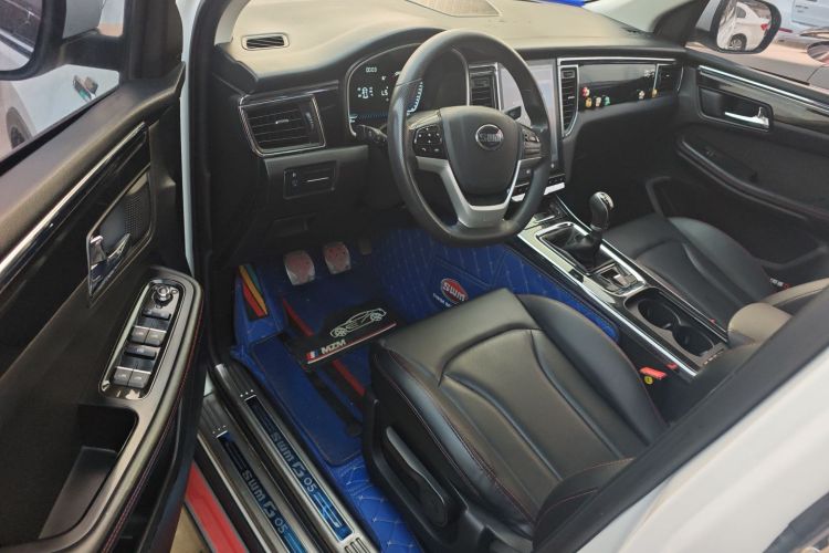 SWM斯威汽车 SWM斯威G05 2019 汽车图片 #16