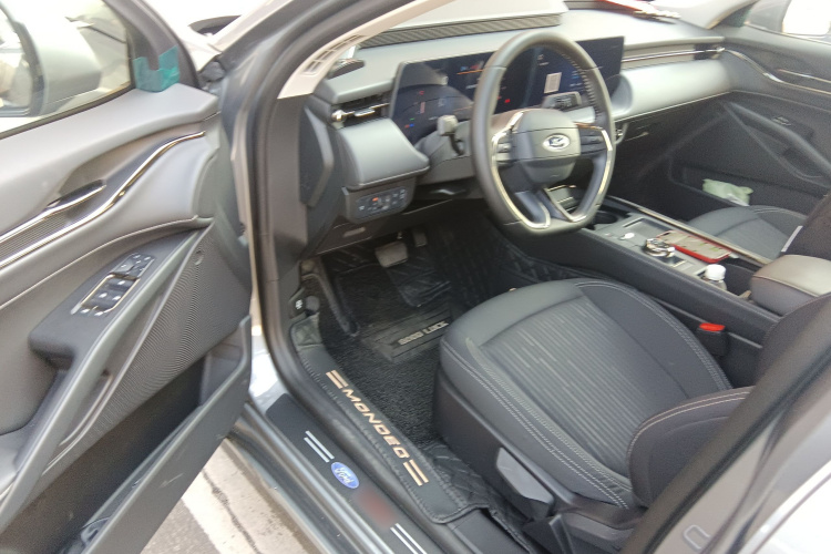Ford Mondeo 2023 #16 Ford Mondeo 2023 car image #16