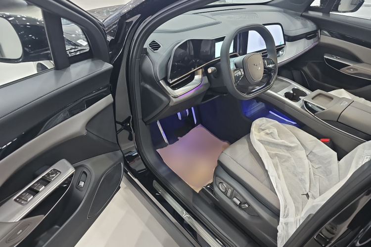 HongQi TianGong 08 2025 car image #16