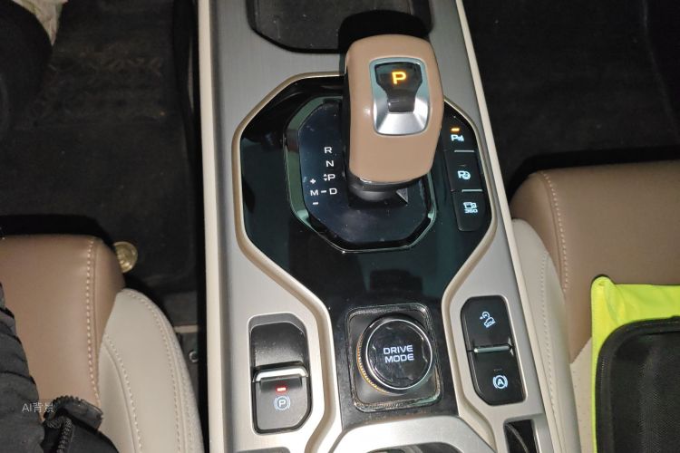 GEELY ICON 2019 car image #16