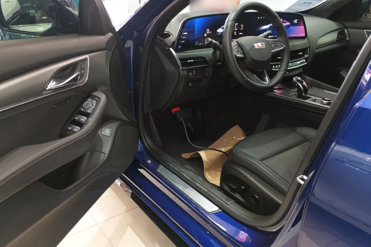 2024 immagine di auto #16