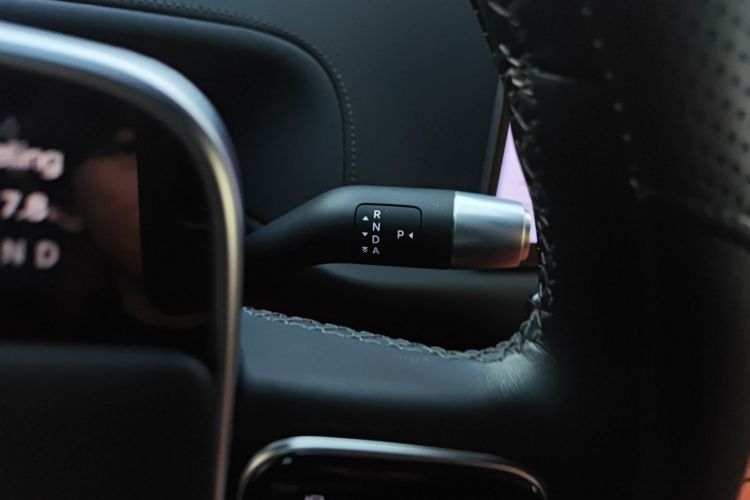 Li L6 2024 car image #16