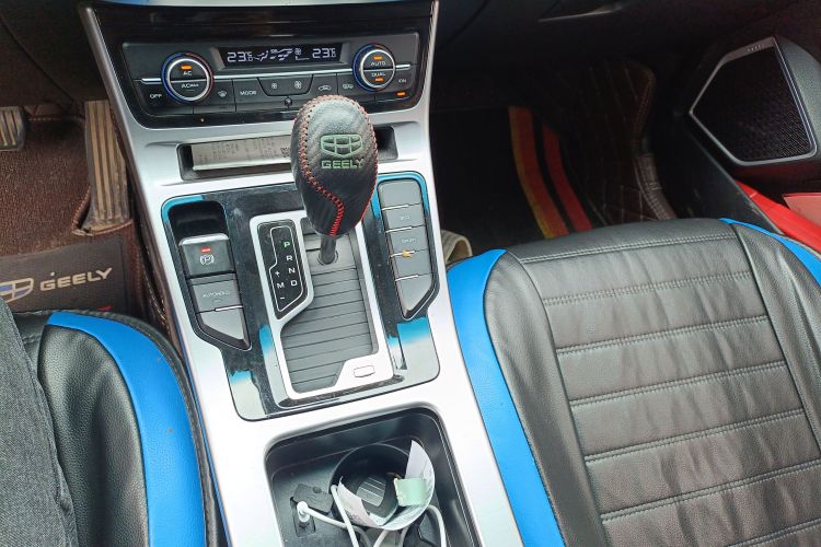 Emgrand GL 2019 #16 Emgrand GL 2019 car image #16
