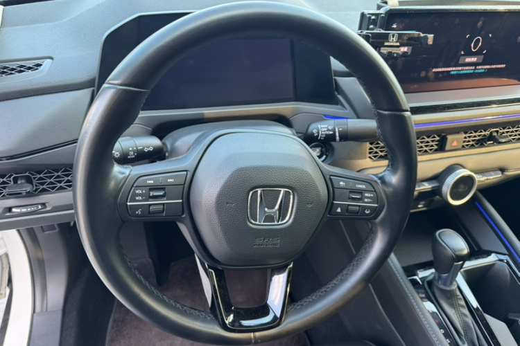 Honda Accord 2023 car image #16