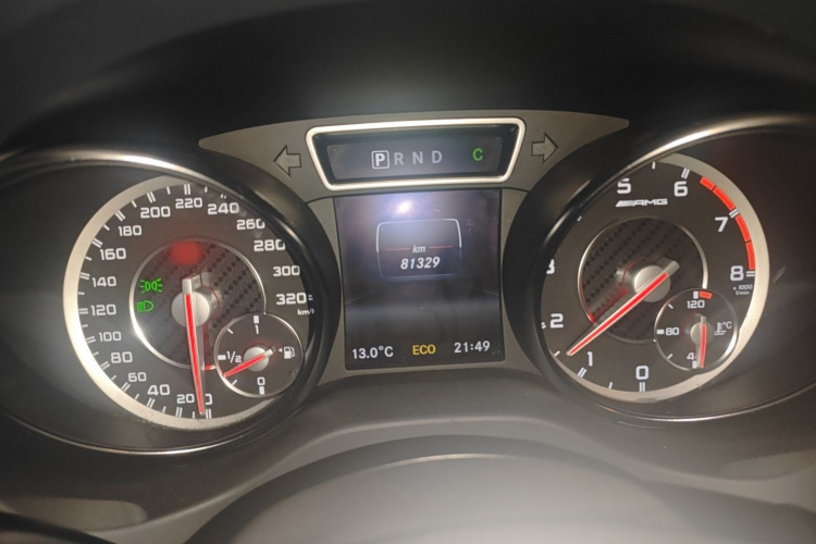 Mercedes-Benz GLA AMG 2015 car image #16