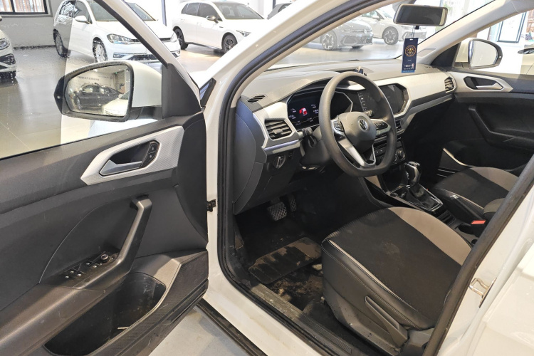Volkswagen Tacqua 2024 car image #16