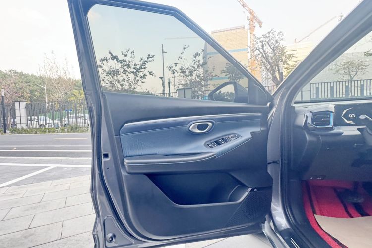 GAC Trumpchi GS3 2023 #16 GAC Trumpchi GS3 2023 car image #16
