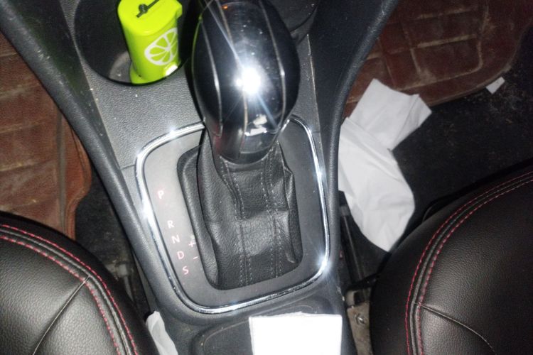 Polo 2016 immagine di auto #16