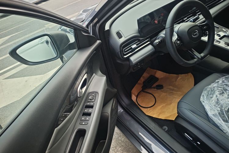 GAC Trumpchi Empow 2025 #16 GAC Trumpchi Empow 2025 car image #16