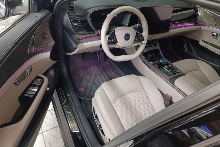 BYD Han 2025 car image #16