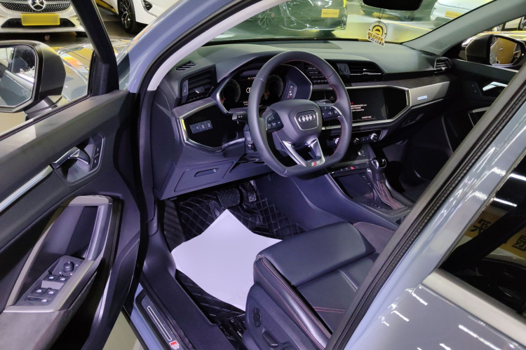 Audi Q3 Sportback 2021 #16 Audi Q3 Sportback 2021 car image #16