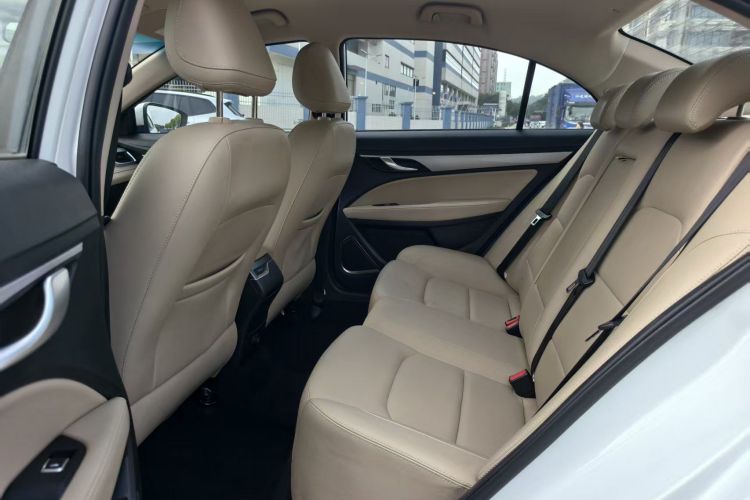 帝豪 2018 汽车图片 #16