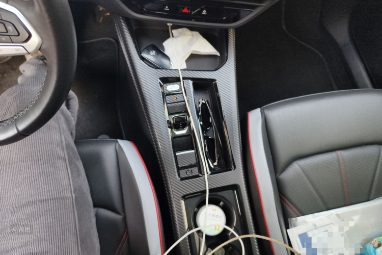 Volkswagen Lamando 2023 immagine di auto #16