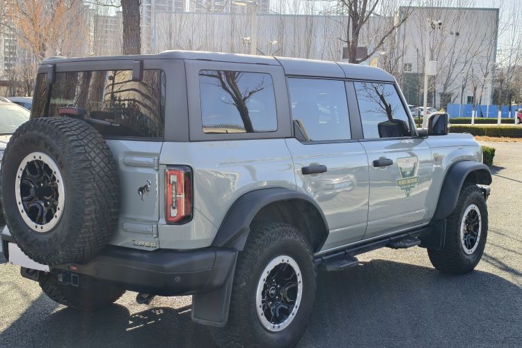 Ford Bronco 2025 car image #16