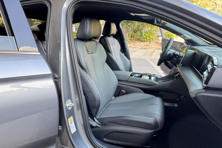 BYD Qin L 2024 car image #16