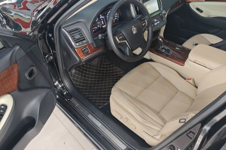 丰田 皇冠 2016 汽车图片 #16