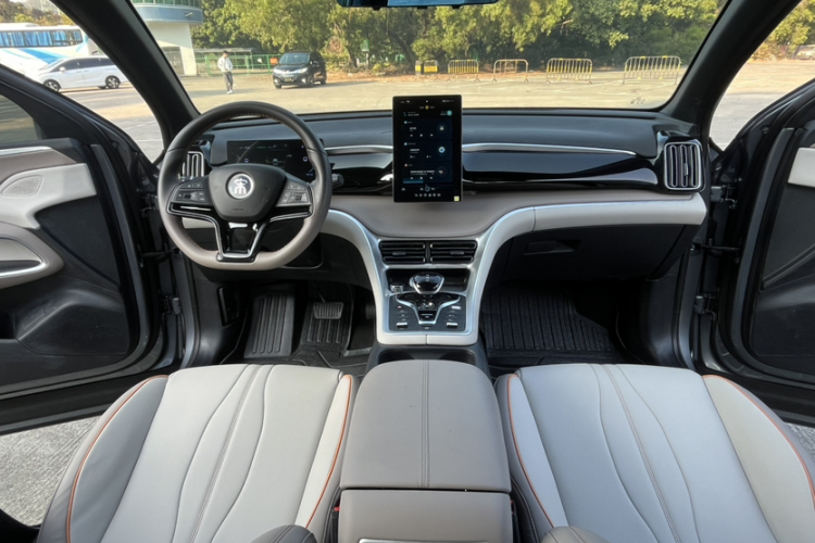 BYD Song Pro New Energy 2024 car image #16