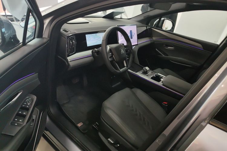BYD SongL DM-i 2025 car image #16