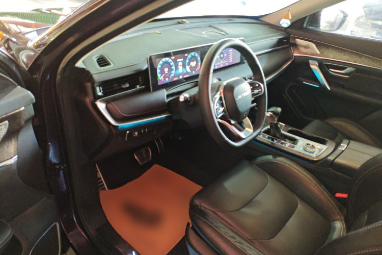 X70 PLUS 2020 car image #16