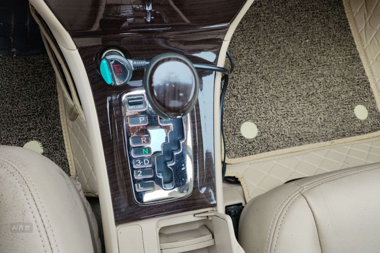 Toyota Corolla (Classic) 2015 #16 Toyota Corolla (Classic) 2015 immagine di auto #16