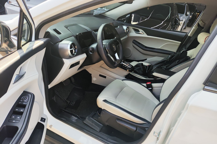 BYD Yuan Pro 2021 immagine di auto #16