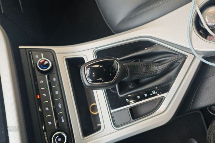 GEELY Vision 2018 car image #16