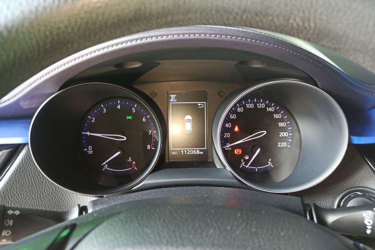 Toyota C-HR 2018 car image #16