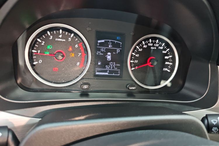 T5 2022 car image #16
