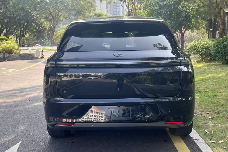 Li L7 2023 car image #16