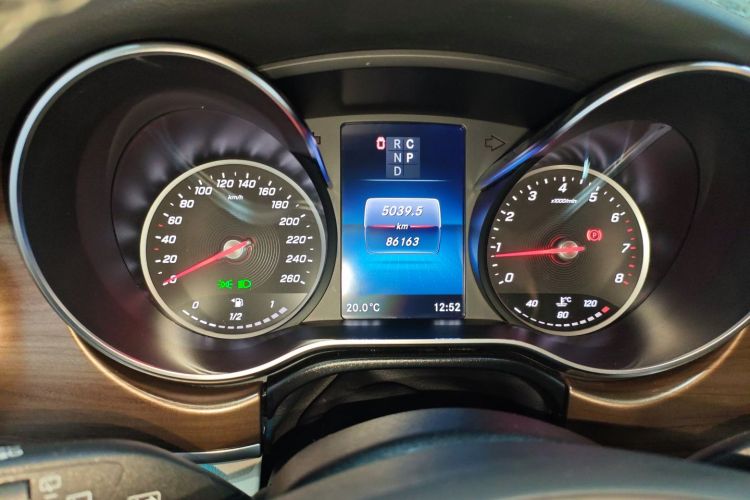 Mercedes-Benz V Class 2022 #16 Mercedes-Benz V Class 2022 car image #16