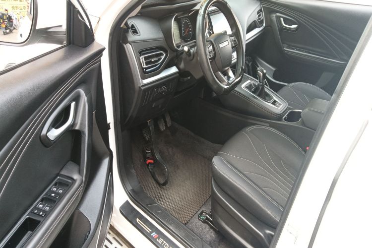X70M 2021 #16 X70M 2021 car image #16