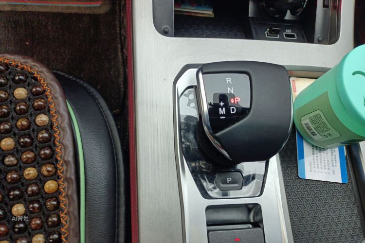 X70 PLUS 2025 car image #16