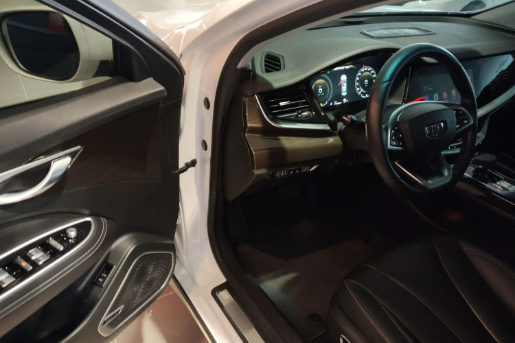 GEELY Ulion New Energy 2018 #16 GEELY Ulion New Energy 2018 car image #16