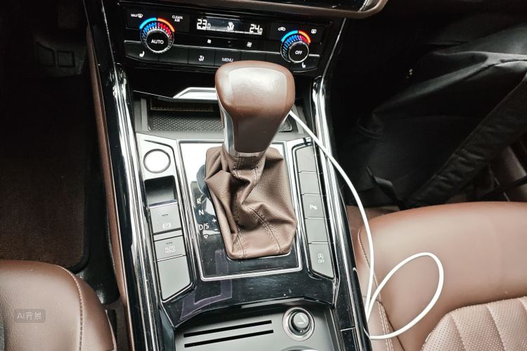 Volkswagen Phideon 2022 immagine di auto #16