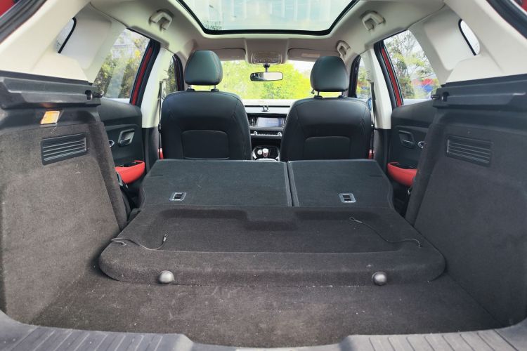 Haval H2s 2016 car image #16