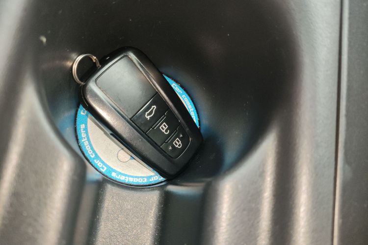 2022 #16 2022 immagine di auto #16