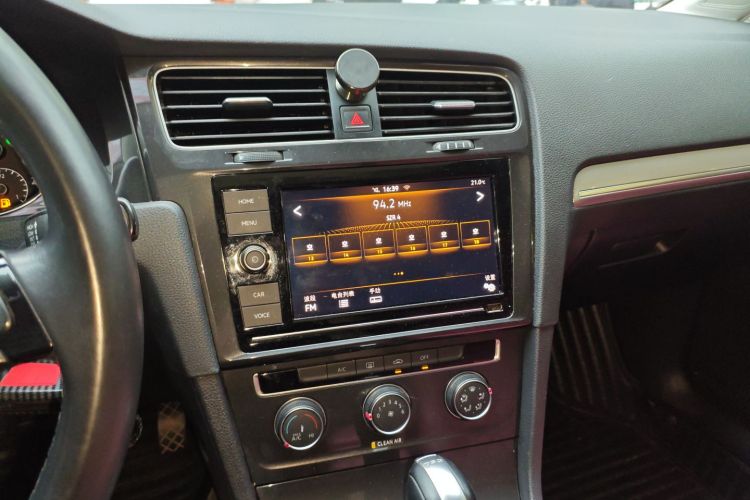 Volkswagen Golf 2019 immagine di auto #16