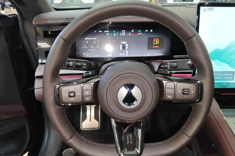 Denza Z9GT 2024 car image #16