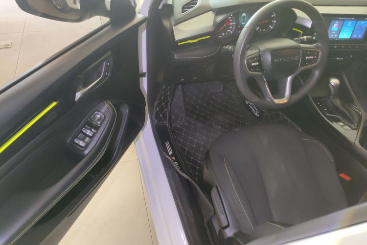 Roewe i5 2021 car image #16