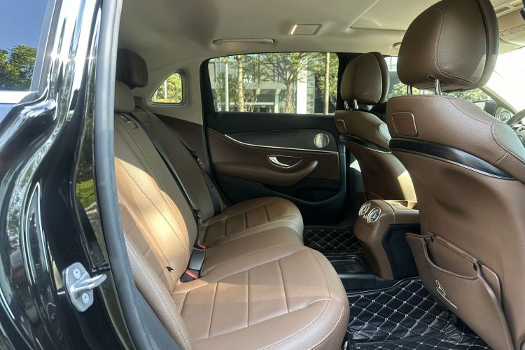 Mercedes-Benz E Class 2019 #16 Mercedes-Benz E Class 2019 car image #16