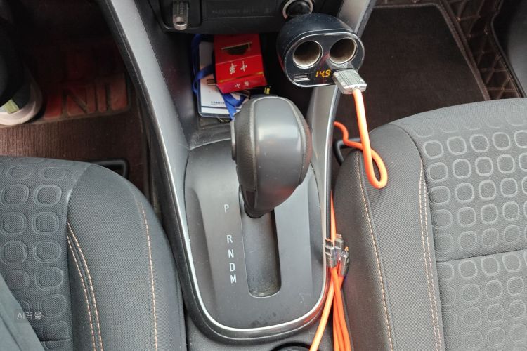 Chevrolet Tracker 2017 #16 Chevrolet Tracker 2017 car image #16