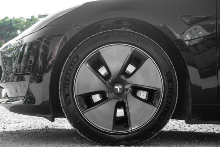2020 car image #16